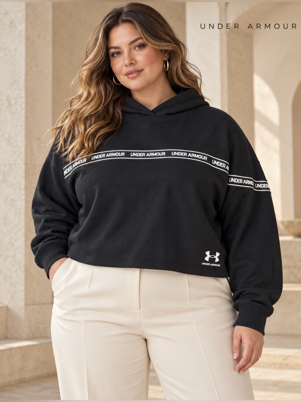 Under Armour Women’s Black Cropped Logo Hoodie with Branded Tape Size 2XL